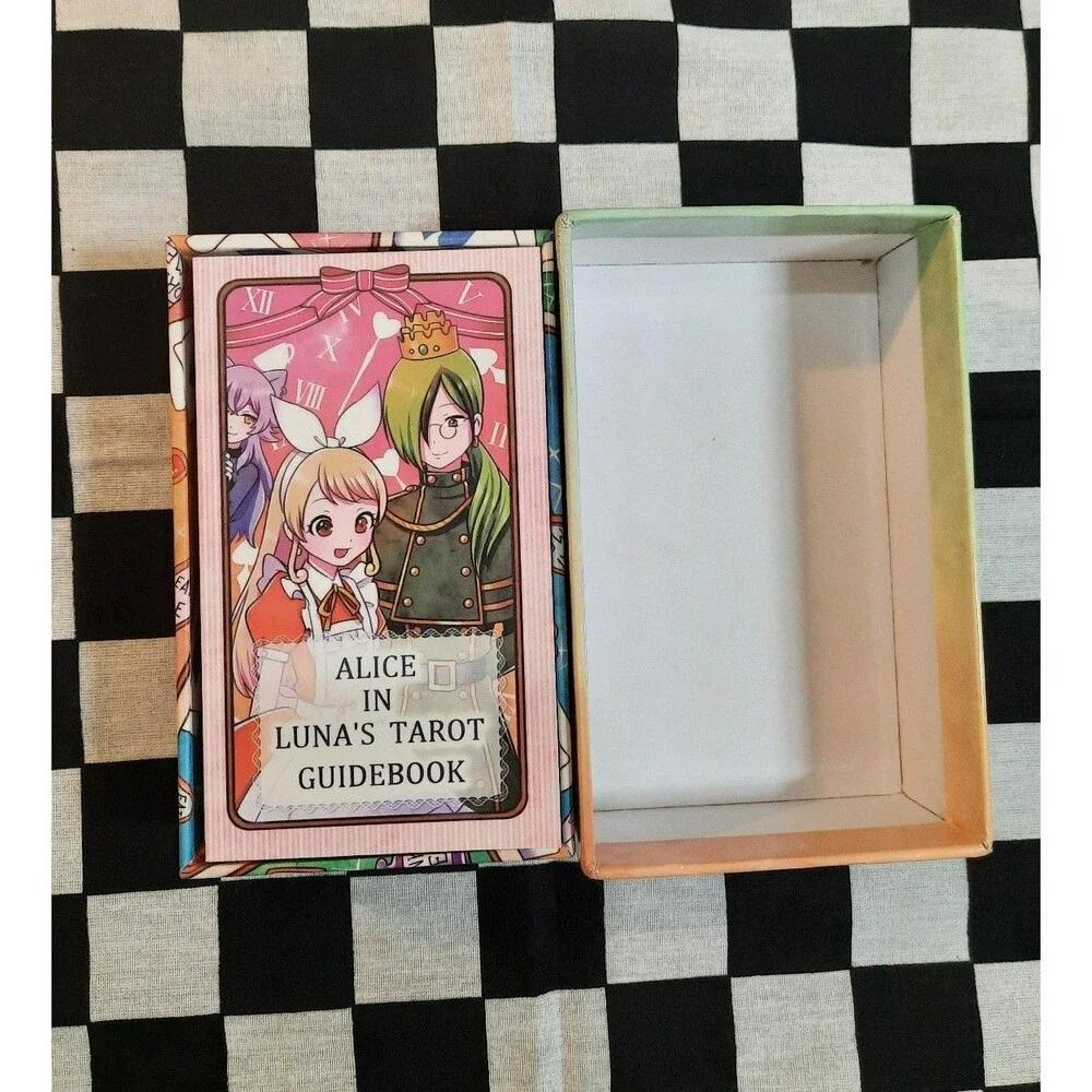 Alice in Lunas Tarot Card Deck